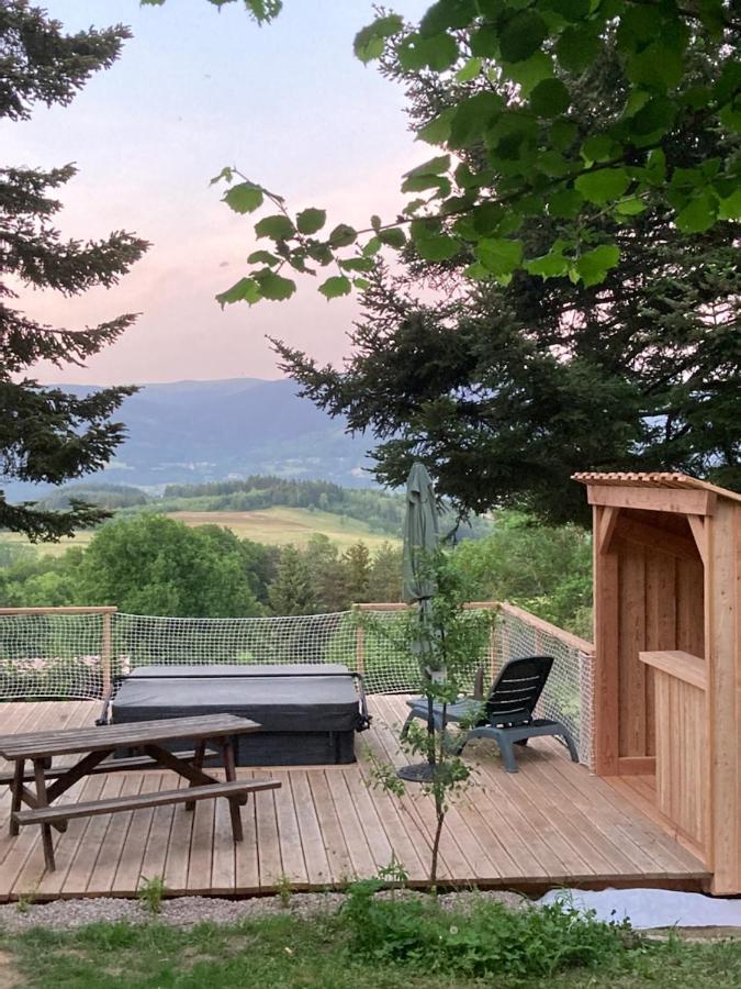 Bed and Breakfast L'Embellie Bertignat Экстерьер фото