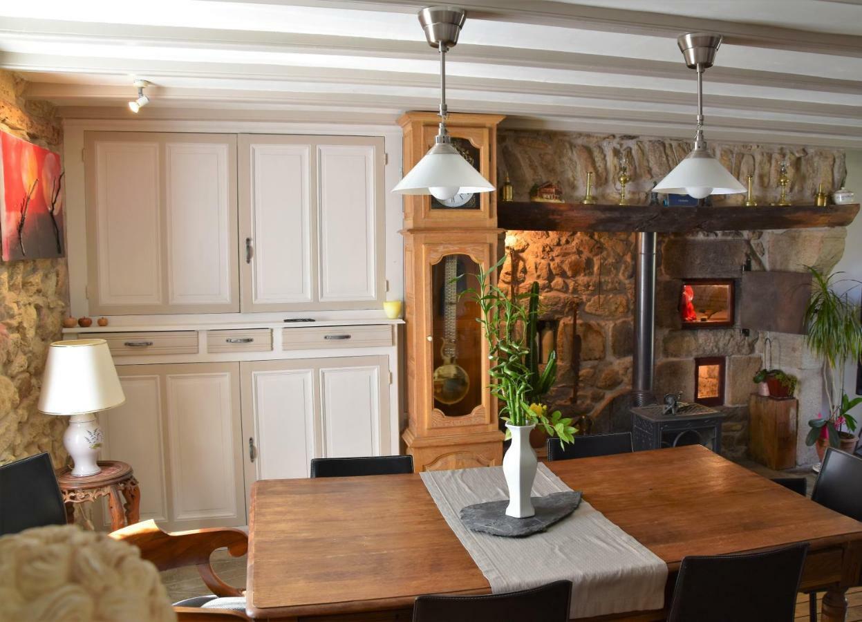 Bed and Breakfast L'Embellie Bertignat Экстерьер фото
