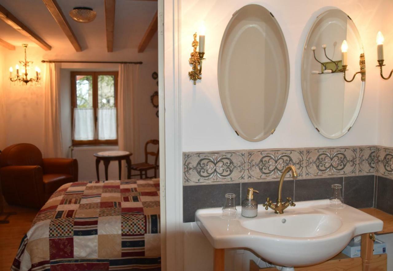 Bed and Breakfast L'Embellie Bertignat Экстерьер фото
